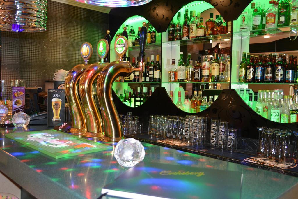 Hotell Sjoevillan Upplands-Väsby Zewnętrze zdjęcie
