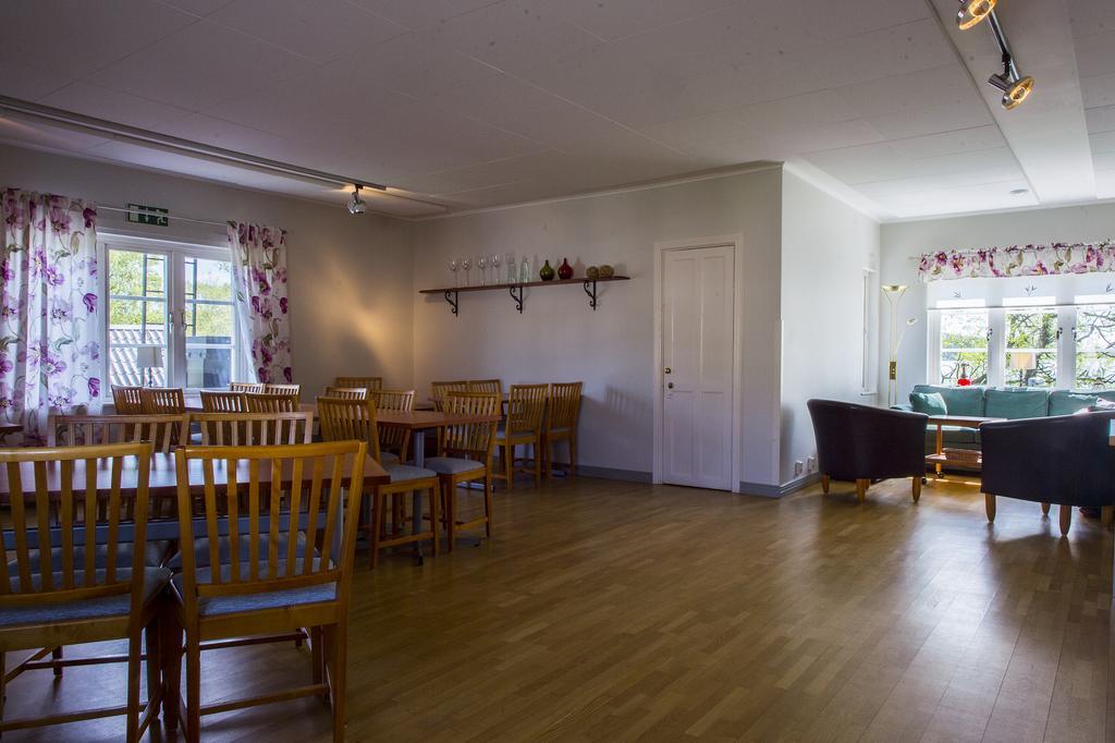 Hotell Sjoevillan Upplands-Väsby Zewnętrze zdjęcie