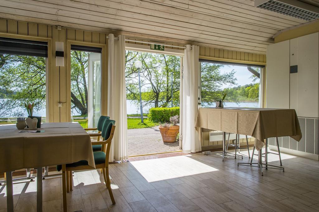 Hotell Sjoevillan Upplands-Väsby Zewnętrze zdjęcie