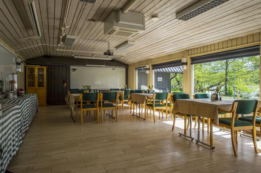 Hotell Sjoevillan Upplands-Väsby Zewnętrze zdjęcie